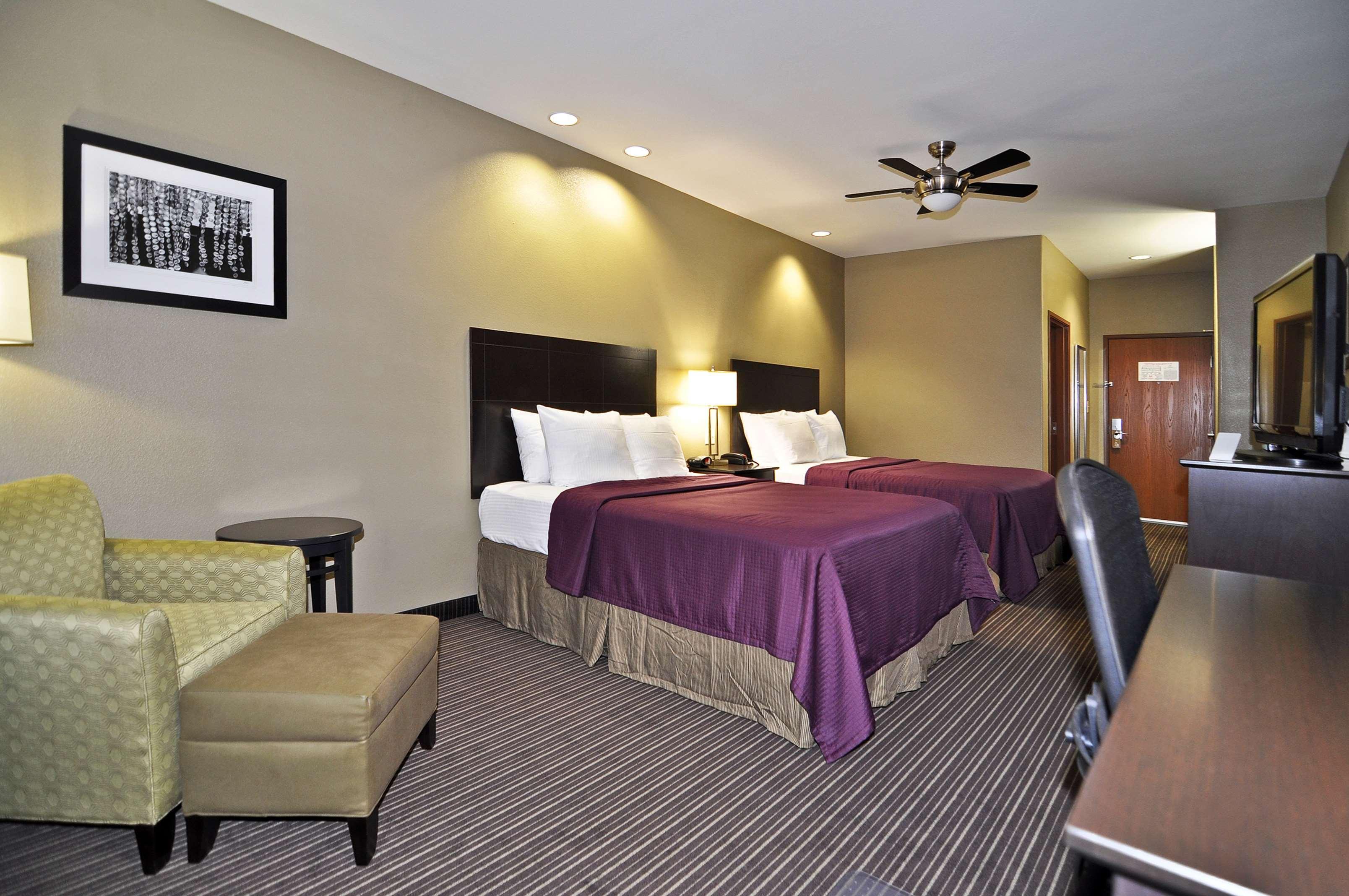Best Western Giddings Inn & Suites Ruang foto